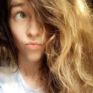 Meet your Posher, Rebecca